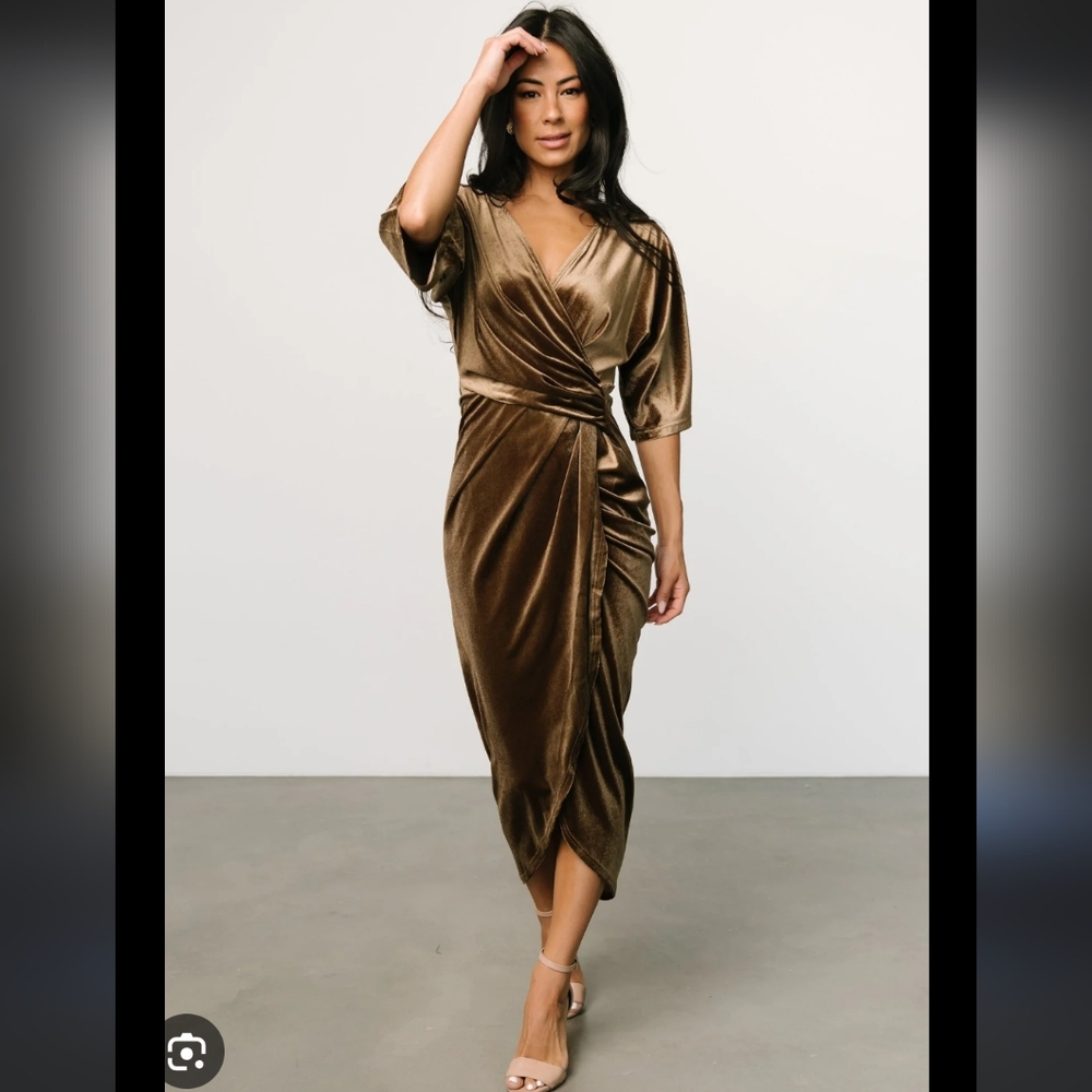 NWT Baltic Born Brendyn Ruched Velvet Dress in Brushed Bronze